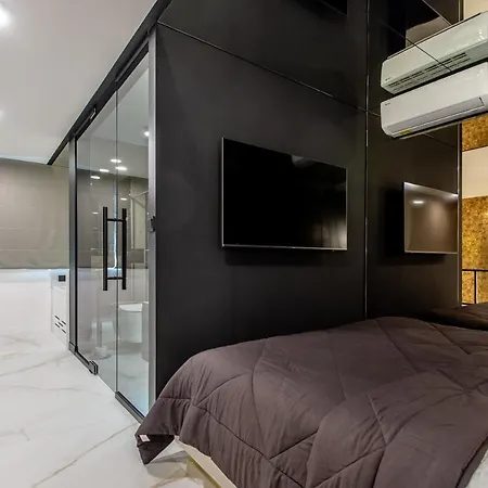 דירה Super-apartamenty Vip Jacuzzi Ii *