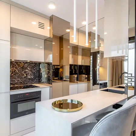 Super-apartamenty Vip Jacuzzi Ii דירה *