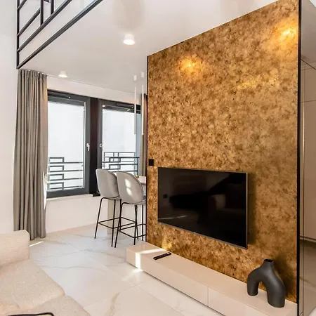 Apartment Super-apartamenty Vip Jacuzzi Ii *