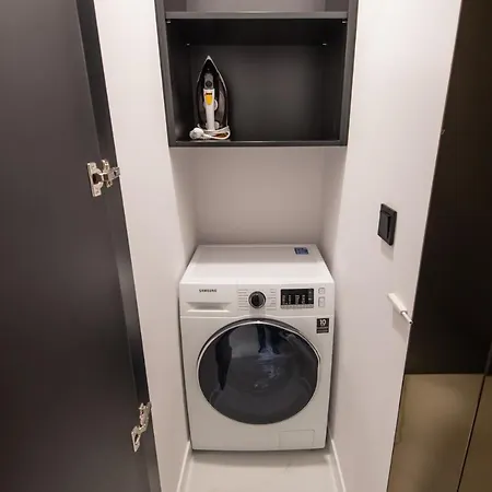 아파트 Super-apartamenty Vip Jacuzzi Ii