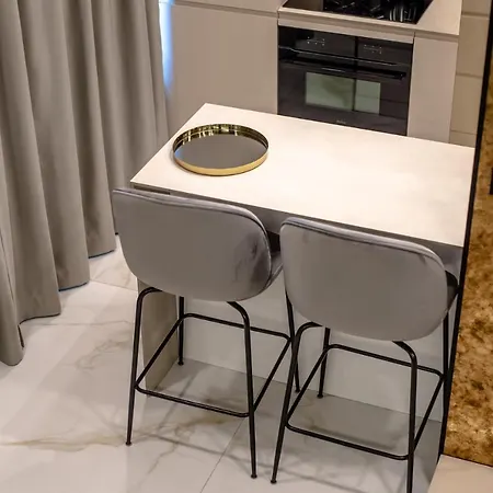Super-apartamenty Vip Jacuzzi Ii *