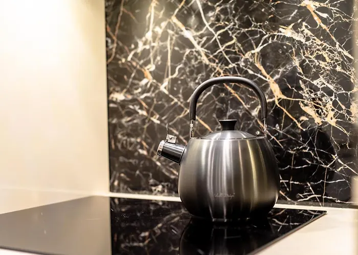 アパート Super-apartamenty Vip Jacuzzi Ii ポズナン